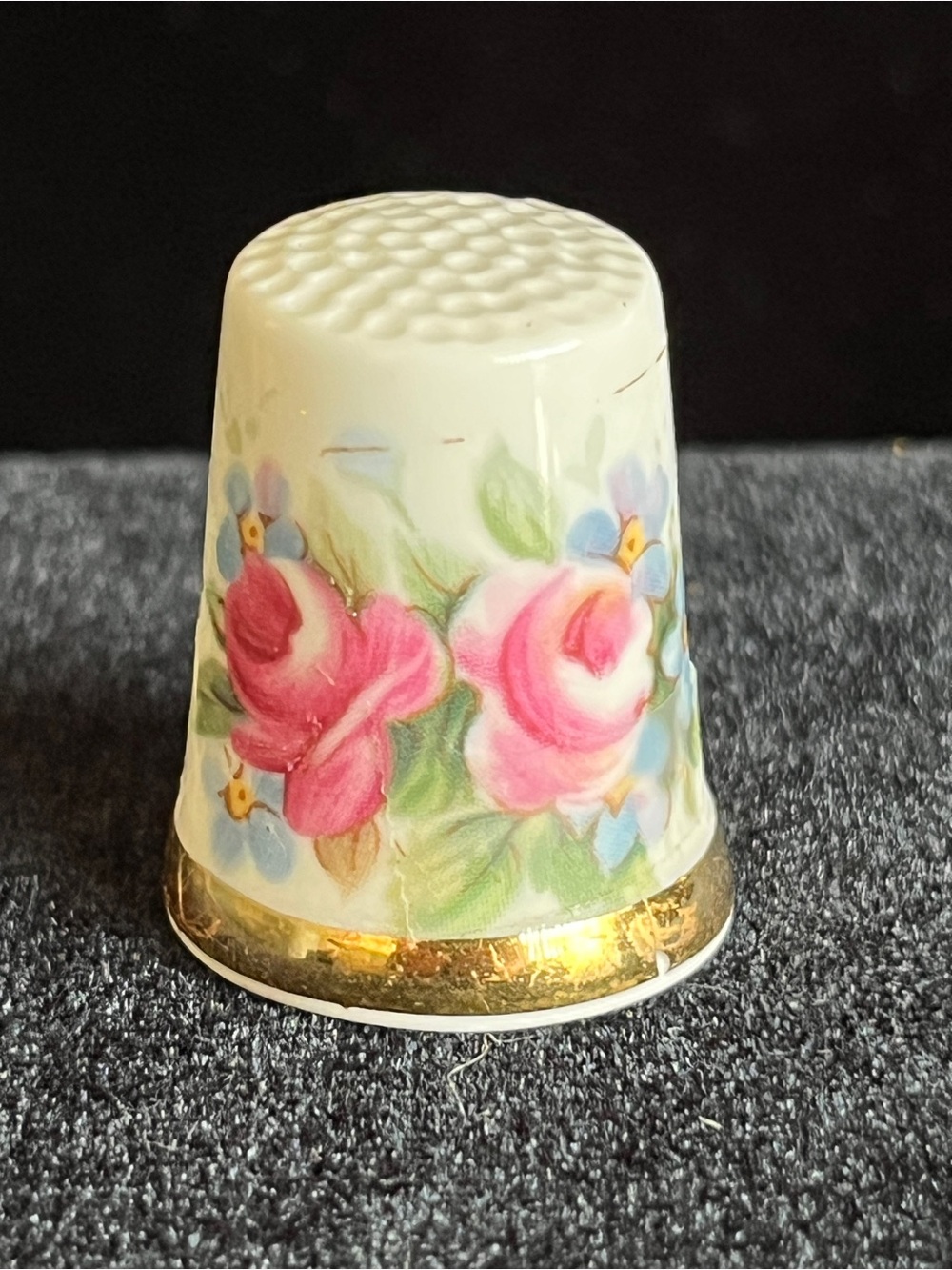 WPGH Vintage Royal Albert Thimble Floral Made In England Franklin Mint 22kt